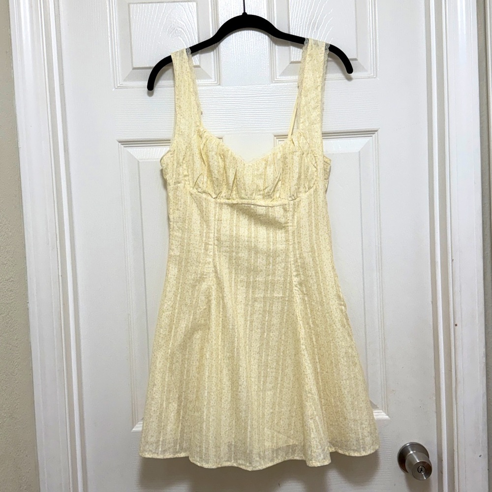 NWT LOUNGE Corset Back Mini Dress in Lemon Floral - Picture 7 of 12